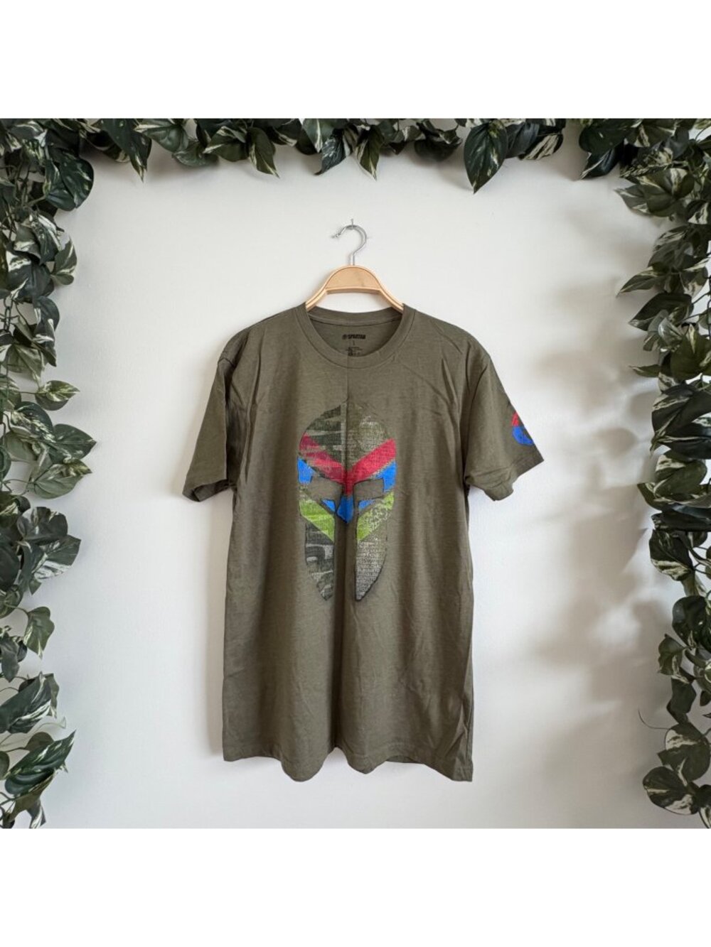 Spartan Unstoppable Graphic Short Sleeve Shirt Olive Green Men’s Size L